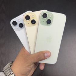 Apple iPhone 15 128GB 