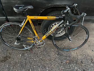 Raleigh racing bike