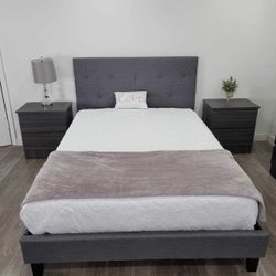Bed And 2 Nightstands - Cama Y 2 Mesitas De Noche 