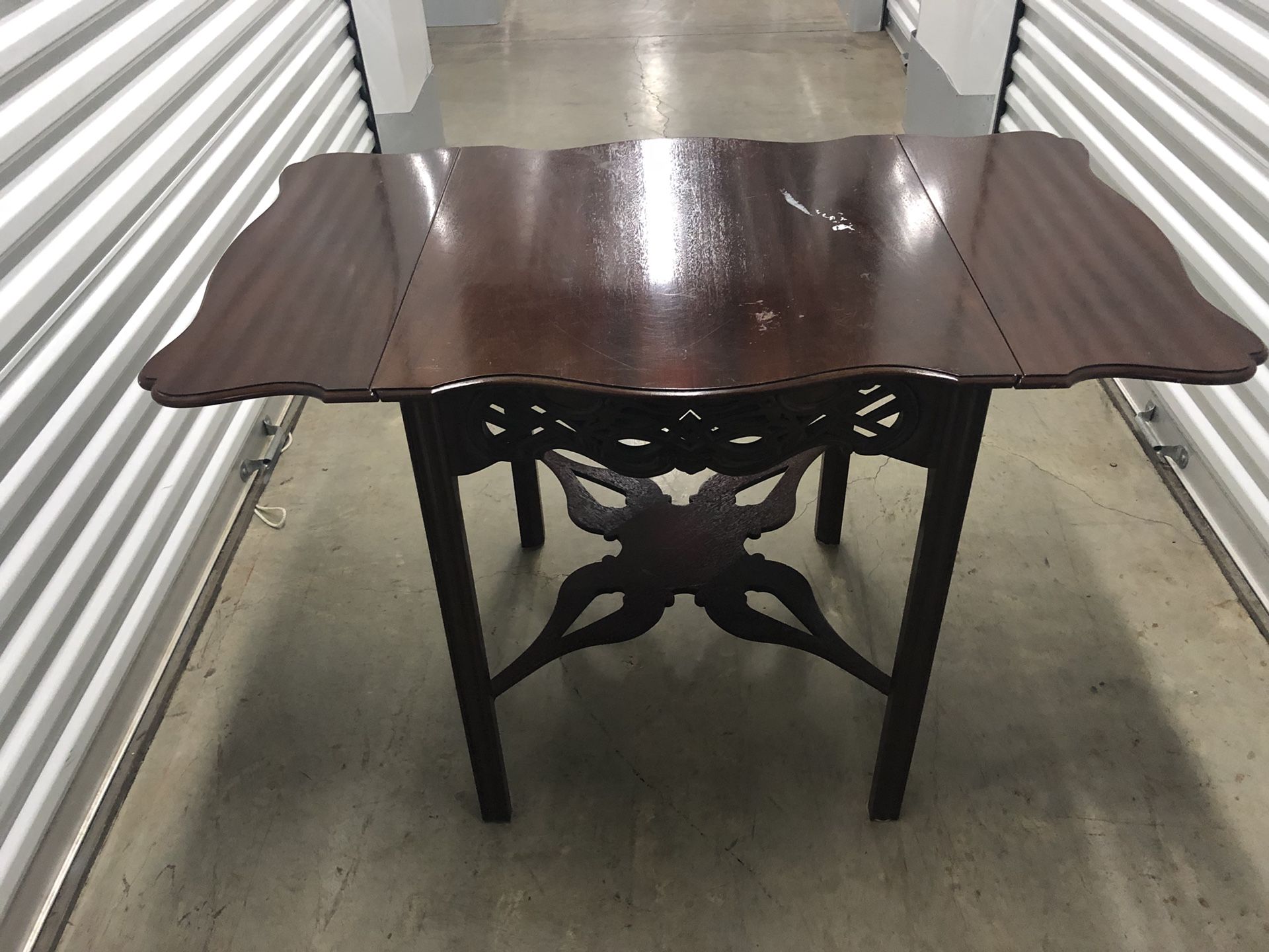 Baker Furniture Pembroke Historic Charleston- Side/ End Table