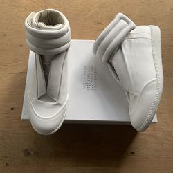 Maison Margiela Futures