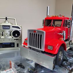 Custom Built Tamiya 1/14 R/C King Hauler Day Cab Flatbed + ESC + Futaba +Battery