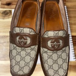 Authentic Gucci Leather Interlocking G Driving Shoes