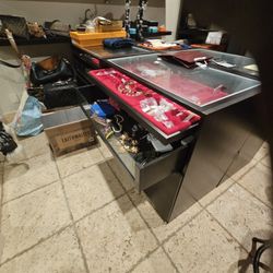 4  Closets Island with Glass Top And Jewelry Storage