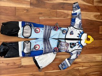 Children’s astronaut costume