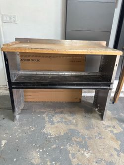 Cargo van shelving