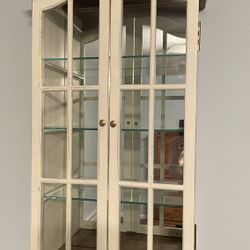 Wall Mount Curio Cabinet For Collectibles