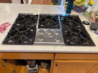 36" BlueStar Pro Gas Cooktop (5 Burner, Stainless Steel) - RBCT365BSSV2NG