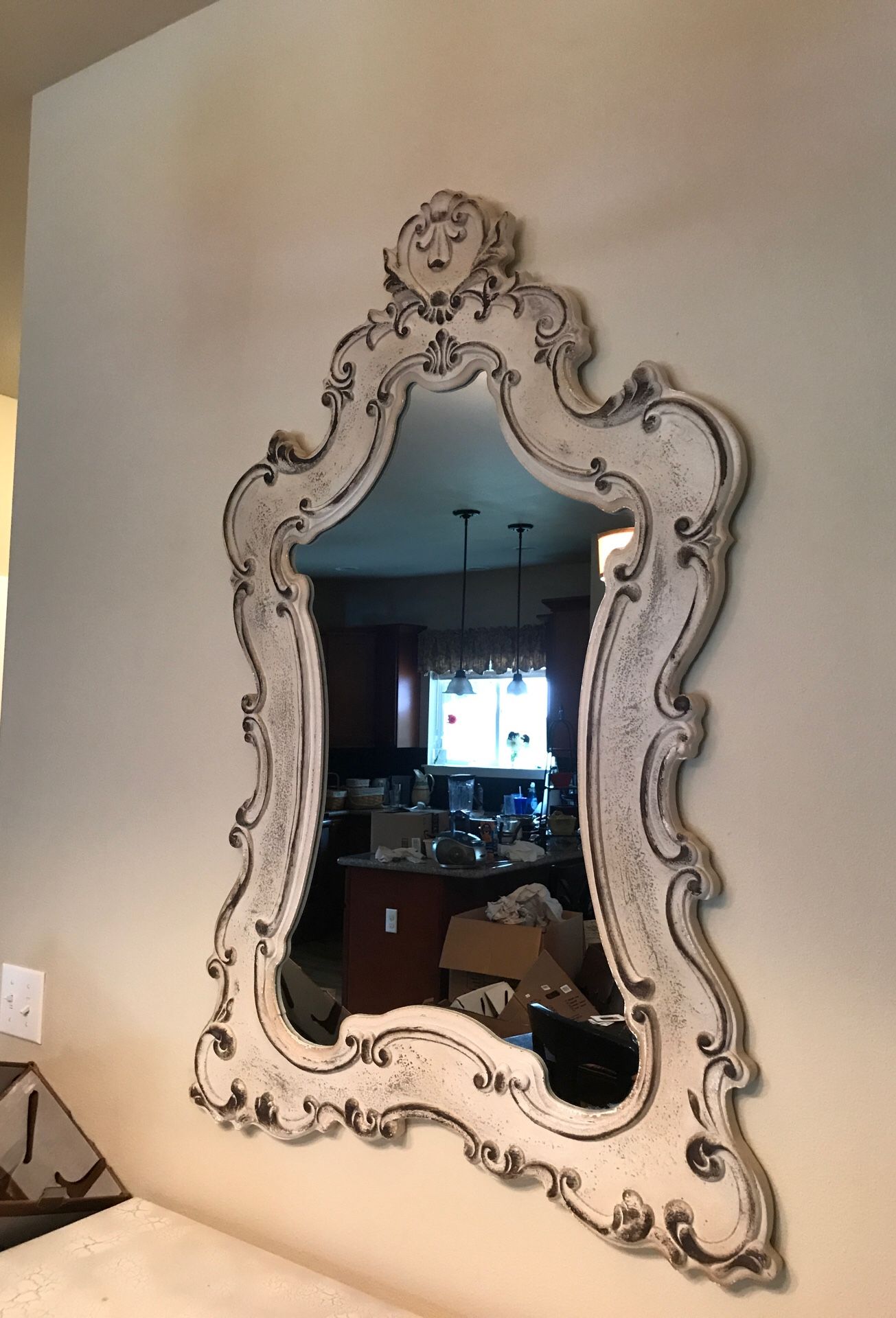 Wall mirror