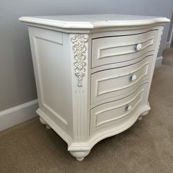 Elegant Vintage-Style Cream Bookcase and Nightstand with Drawers 