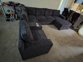 New Chenille Sleeper Sectional Couch with USB Console and Storage! Free Delivery 🚚!