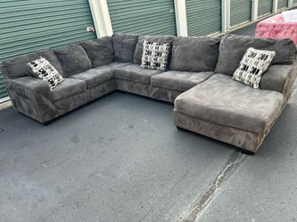 Sectional couch cash only