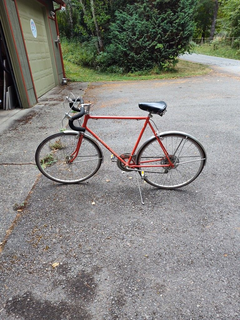 Schwinn Varsity GT150