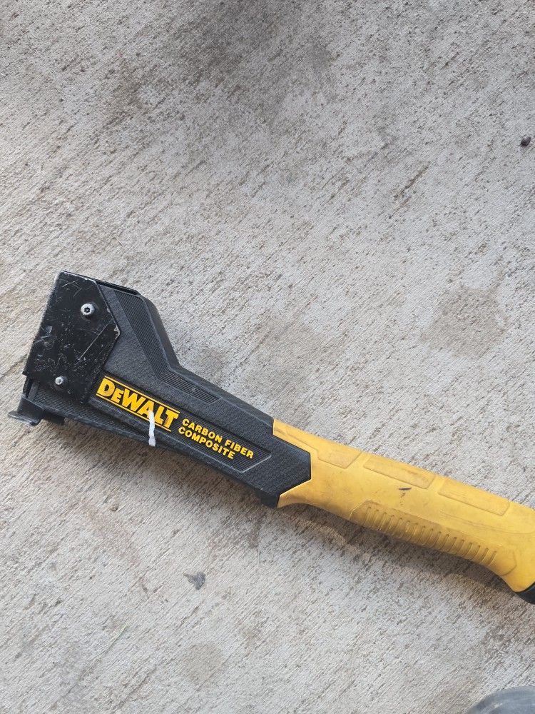 Dewalt Tack Hammer