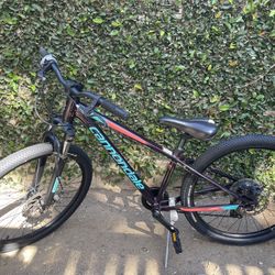 Cannondale  24" 8 Speed Nice And Lightweight 