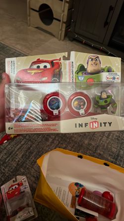 Disney Infinity - Lighting McQueen - Toys R Us Exclusive