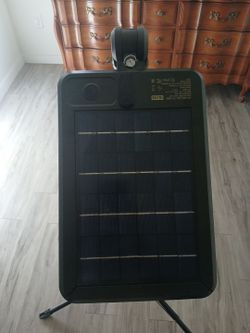 Uline Solar LED Site Light