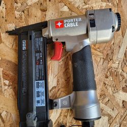 Porter-Cable 18-Gauge Pneumatic Brad Nailer Kit
