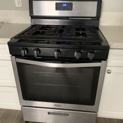 Gas Stove.   Estufa De  Gas Buenas Condiciones