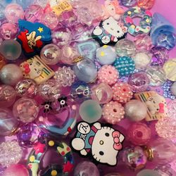 Over 200 Beads 30 Focals And Charms For $85