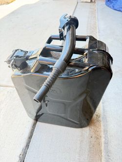 20L Metal Jerry Gas Can with Spout