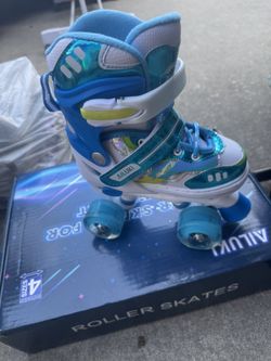 Kids Size 4 Roller skates