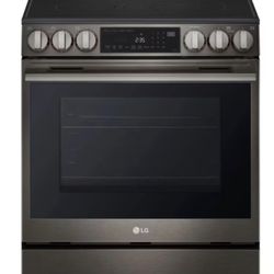 Kitchen Appliance Set!!! *NEW* Stove, Microwave, Dishwasher 