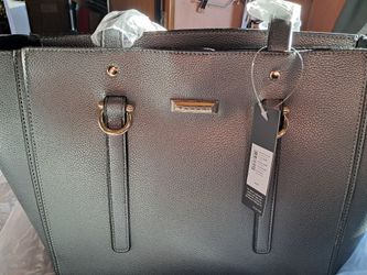 New Tahari Glamper Tote