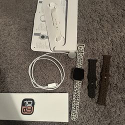 Apple Watch Series 10 Rose Gold 42mm Watch