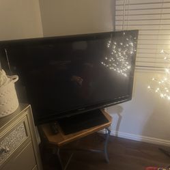 52” TV