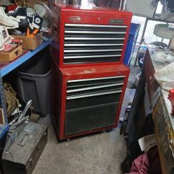 CRAFTSMAN 2 TIER ROLLING TOOL BOX