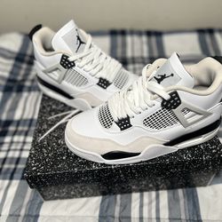 🔥 Air Jordan 4 SE “White Cement” – Size 9 – BRAND NEW 🔥