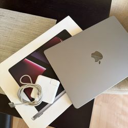 Apple MacBook Pro 14 Inch m2 pro 16gb 512gb laptop space gray