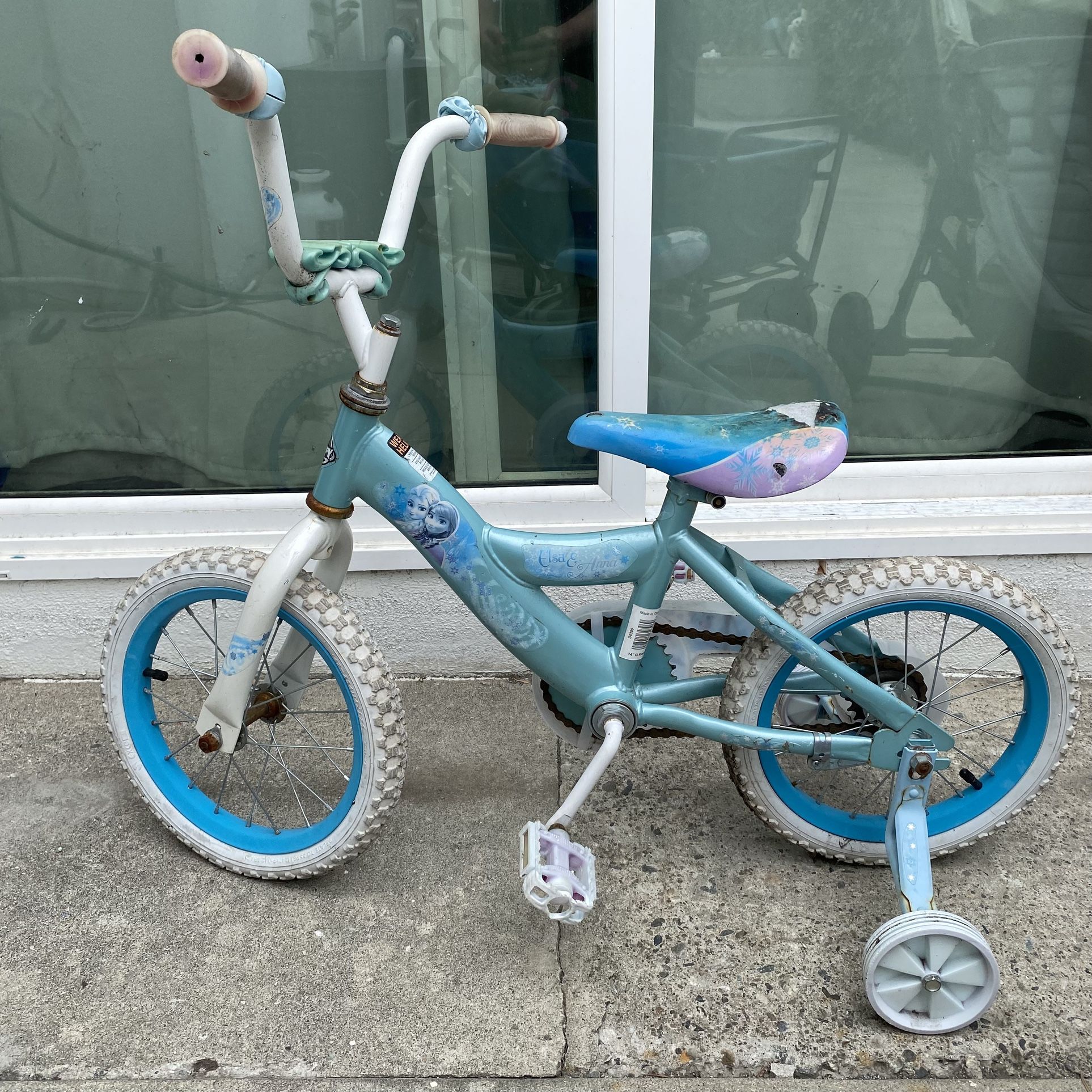 Free Kids Frozen Bike