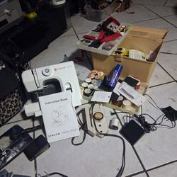 Sing.\nEr M one thousand sewing machines