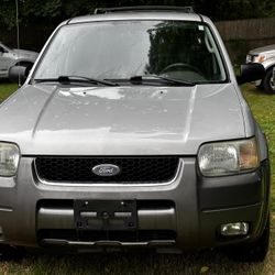 2004 Ford Escape