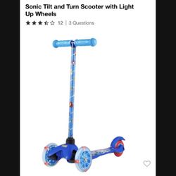 NEW Kids Scooter Sonic Tilt and Turn Scooter with Light Up Wheels