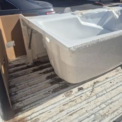 Bath Tub New 