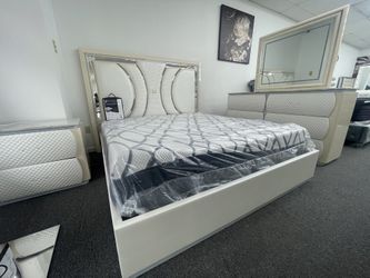Cal-king Bed Set