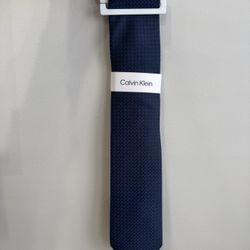 Calvin Klein men’s Textured Navy Blue Tie - NEW, NO TAG