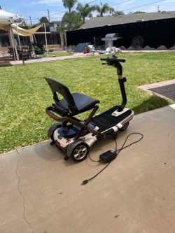 Mobility scooter