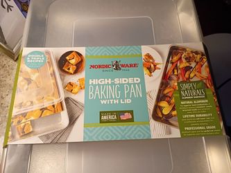 Half Sheet Cake Pan with Top