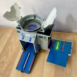 Vintage 1997 Big Bad Beetleborg Battle Base - Missing The Feet