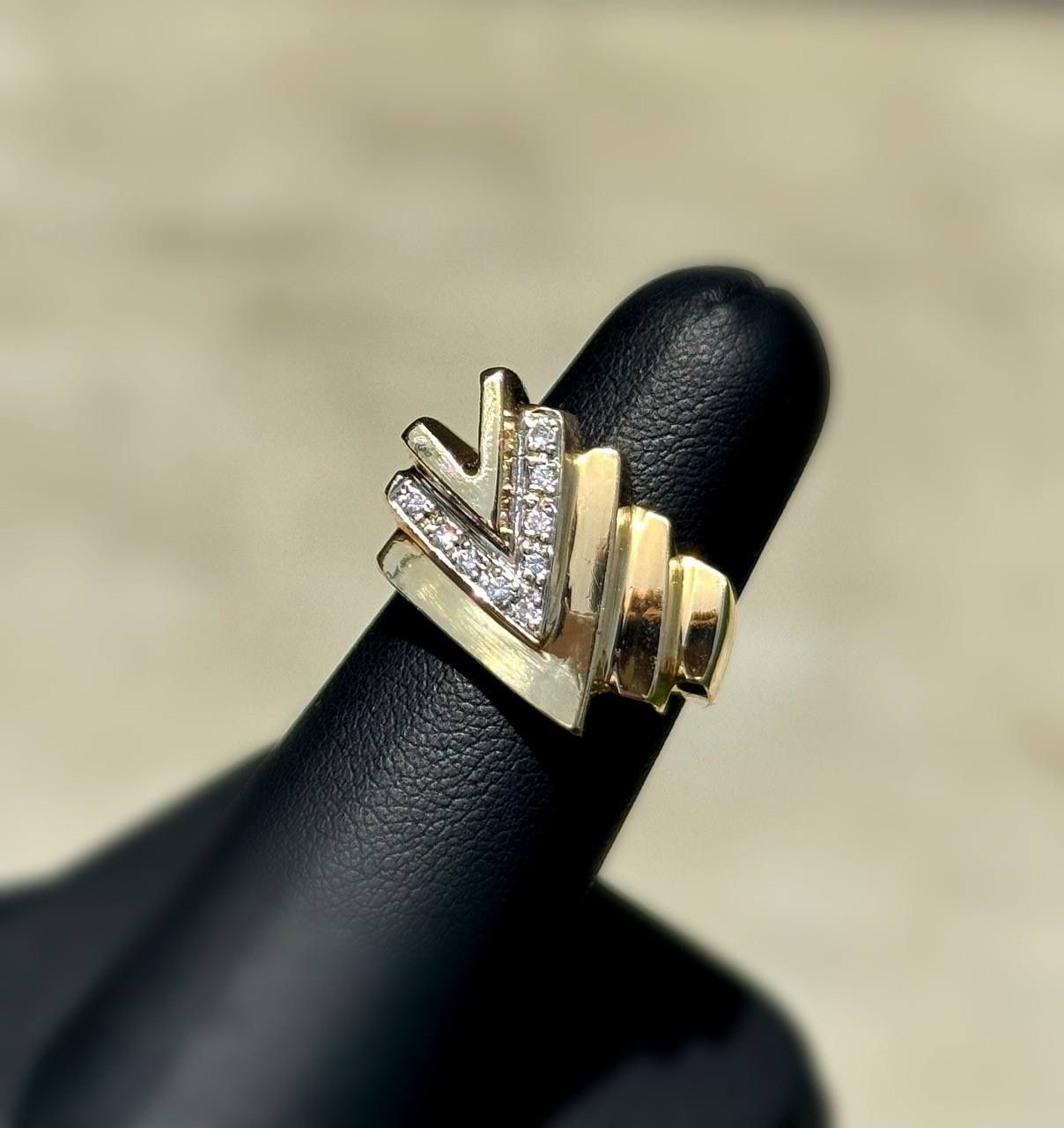 Jewelry 14k solid yellow gold natural diamond 0.30CTW triangle bird ring size 8.75