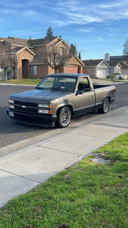 Grey single cab 5 speed 1993 Chevy Silverado