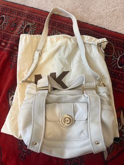 Medium size, MICHEAL KORS lamb skin leather  bag