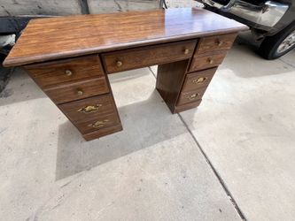 5-Drawer Desk – $25