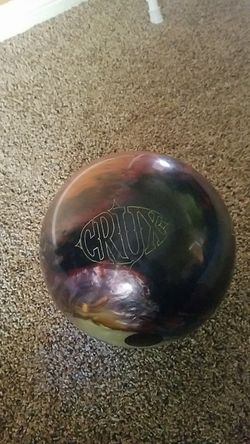 STORM CRUX BOWLING BALL