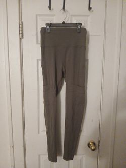 High-Waist Leggings with Side Pockets