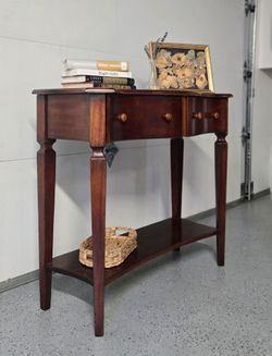 Authentic South Cone entry table. Need gone ASAP